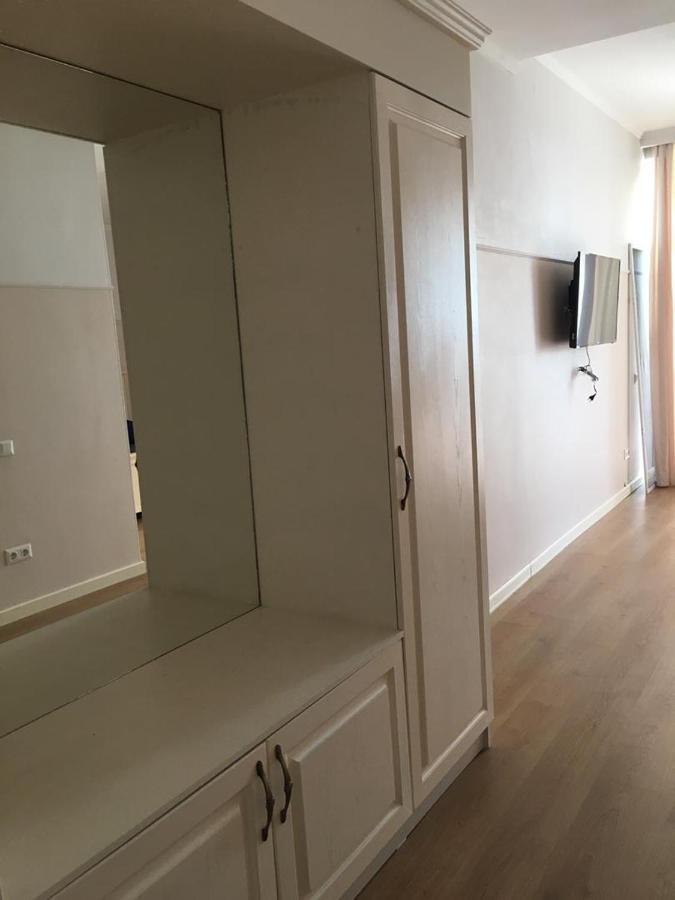 Hotel Гостевой Дом Ривьера Cholpon-Ata Esterno foto